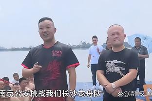 30+10纪录空砍！特雷-杨连续7场至少30分10助 和大O并列历史第一